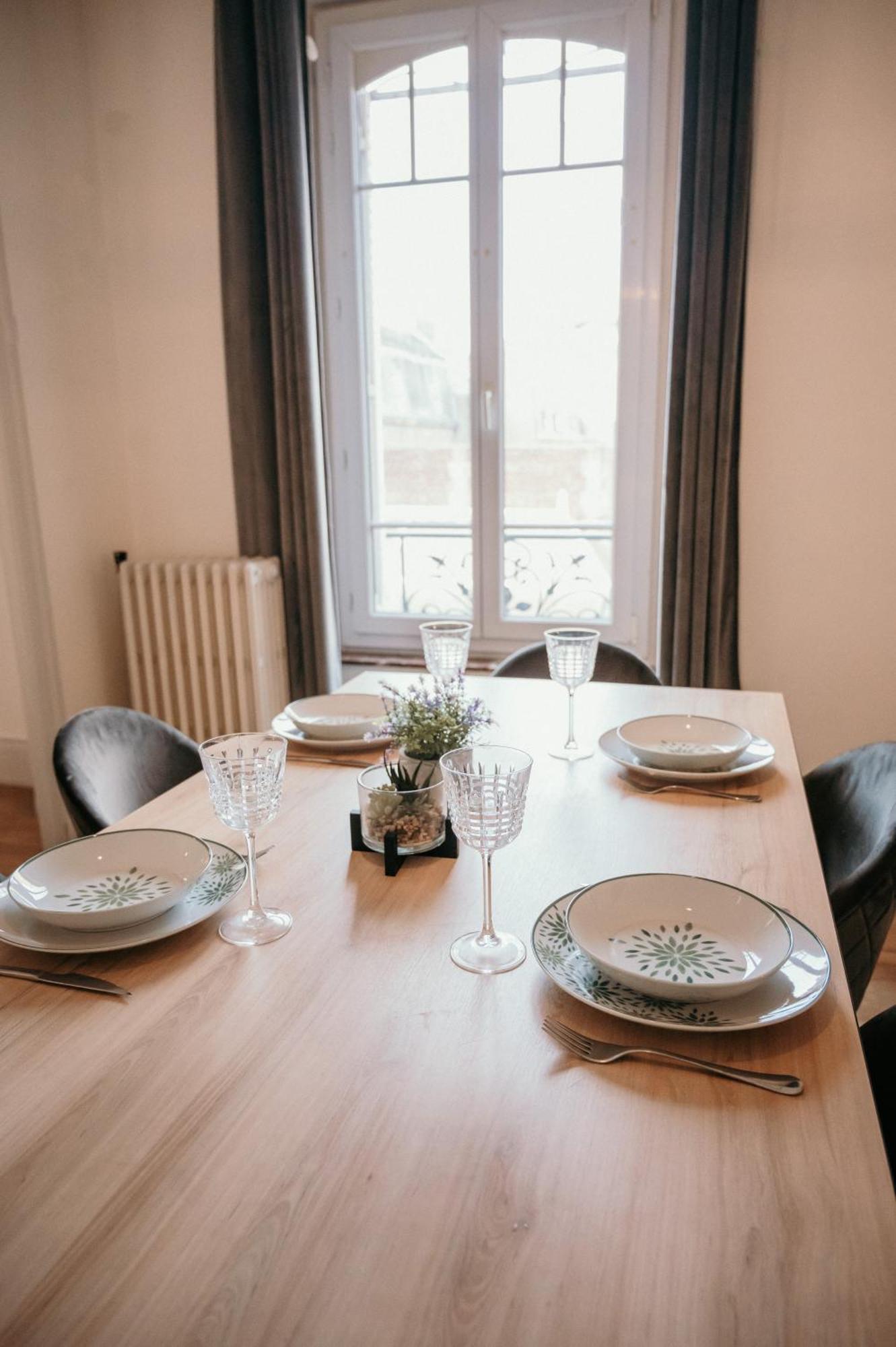 Appartement D'Alexandre Hyper Centre-Ville Шарлевіль-Мезьєр Екстер'єр фото