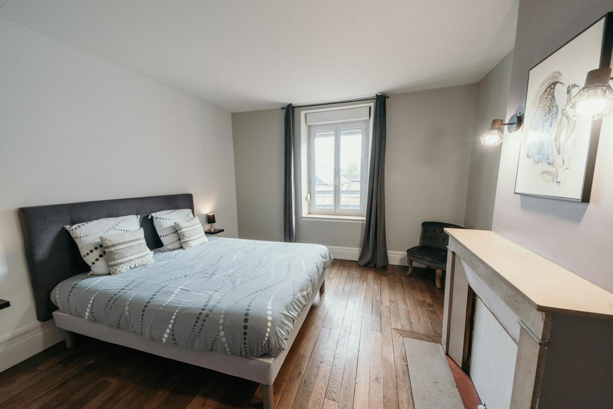 Appartement D'Alexandre Hyper Centre-Ville Шарлевіль-Мезьєр Екстер'єр фото